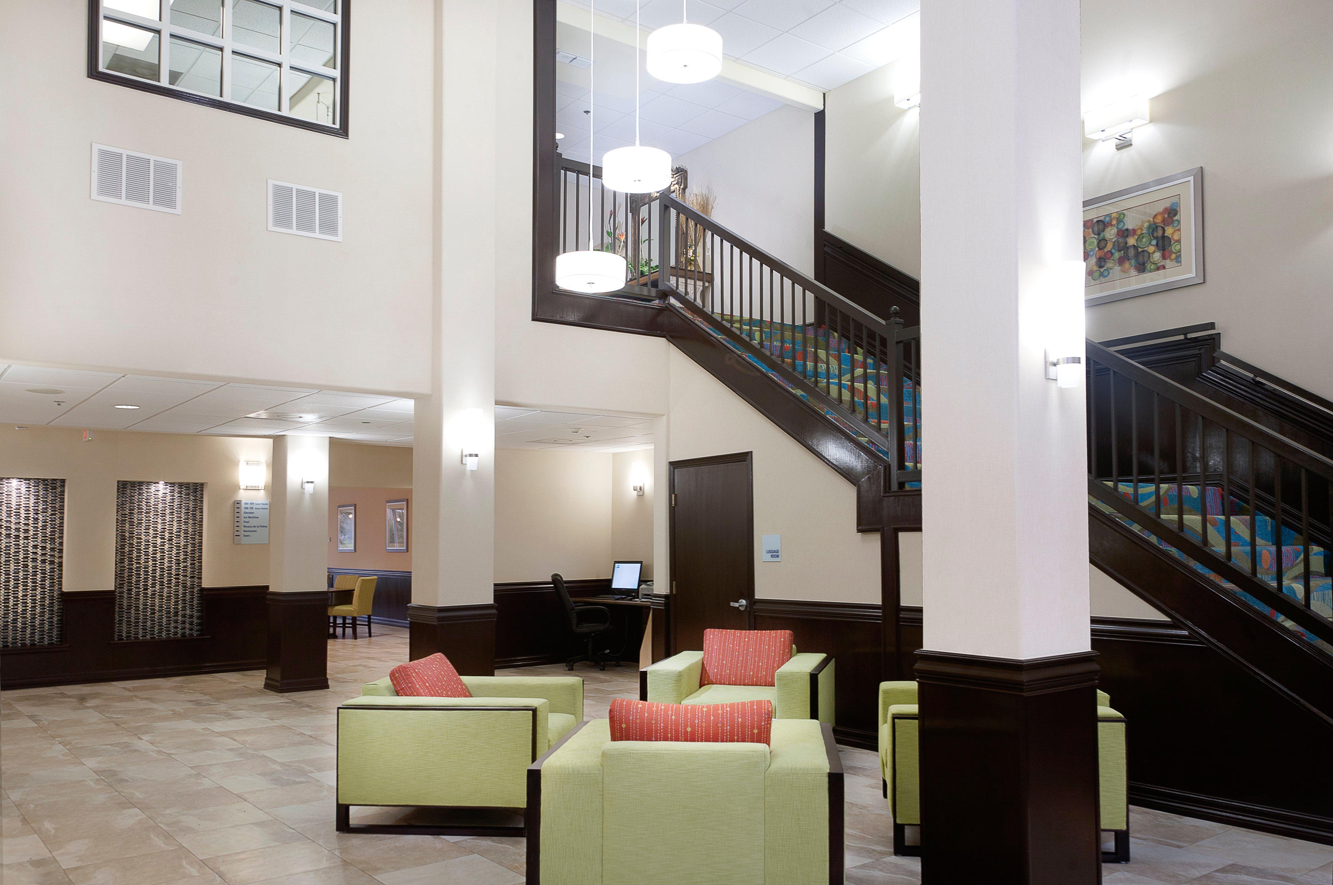 Holiday Inn Express Hotel And Suites Brownsville By Ihg Екстериор снимка